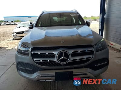 Piąte zdjęcie samochodu w środku: 2021 MERCEDES-BENZ GLS 450 4MATIC VIN:4JGFF5KEXMA544337 - miniatura