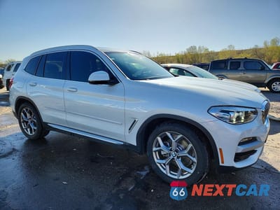 Czwarte zdjęcie samochodu z boku: 2021 BMW X3 XDRIVE30I VIN:5UXTY5C09M9F48239 - miniatura