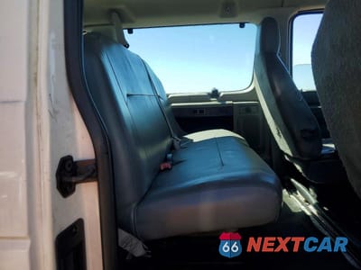 Zdjęcie 10 z 13 samochodu: 2010 FORD ECONOLINE E350 SUPER DUTY WAGON VIN:1FBSS3BLXADA12053 - miniatura