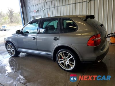Drugie zdjęcie samochodu z przodu: 2008 PORSCHE CAYENNE TURBO VIN:WP1AC29P58LA90312 - miniatura