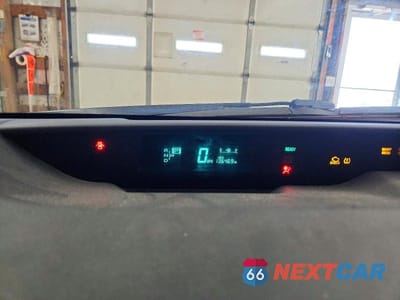 Zdjęcie 9 z 12 samochodu: 2006 TOYOTA PRIUS BASE VIN:JTDKB20U463147107 - miniatura