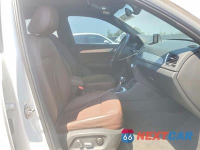 Zdjęcie 7 z 13 samochodu: 2018 AUDI Q3 PREMIUM PLUS VIN:WA1HCCFS2JR031133 - miniatura