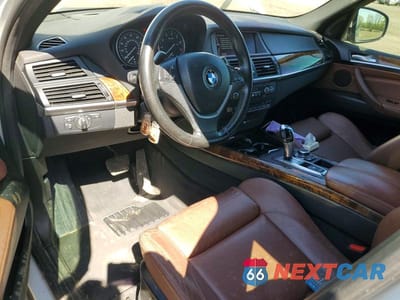 Zdjęcie 8 z 13 samochodu: 2012 BMW X5 XDRIVE50I VIN:5UXZV8C56CL425836 - miniatura