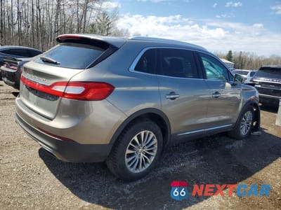 Trzecie zdjęcie samochodu z tyłu: 2016 LINCOLN MKX SELECT VIN:2LMTJ8KR2GBL56236 - miniatura
