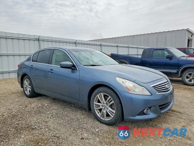Czwarte zdjęcie samochodu z boku: 2010 INFINITI G37 SEDAN X VIN:JN1CV6AR8AM459093 - miniatura
