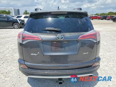Zdjęcie 6 z 13 samochodu: 2016 TOYOTA RAV4 XLE VIN:JTMWFREV3GJ060389 - miniatura