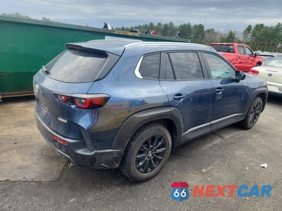 Trzecie zdjęcie samochodu z tyłu: 2023 MAZDA CX-50 SELECT VIN:7MMVABAM2PN147465 - miniatura