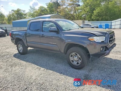 Czwarte zdjęcie samochodu z boku: 2019 TOYOTA TACOMA SR5 VIN:5TFAX5GN9KX137270 - miniatura