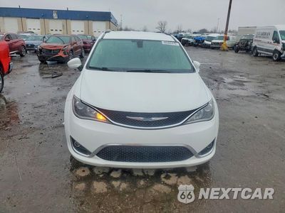 Piąte zdjęcie samochodu w środku: 2017 CHRYSLER PACIFICA TOURING L VIN:2C4RC1BG4HR507905 - miniatura