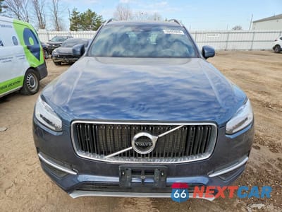 Piąte zdjęcie samochodu w środku: 2019 VOLVO XC90 T6 MOMENTUM VIN:YV4A22PK7K1488665 - miniatura