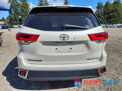 Zdjęcie 6 z 12 samochodu: 2018 TOYOTA HIGHLANDER LIMITED VIN:5TDDZRFH7JS879097 - miniatura