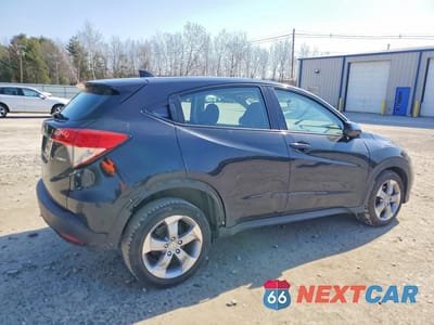 Trzecie zdjęcie samochodu z tyłu: 2021 HONDA HR-V LX VIN:3CZRU6H30MM716147 - miniatura