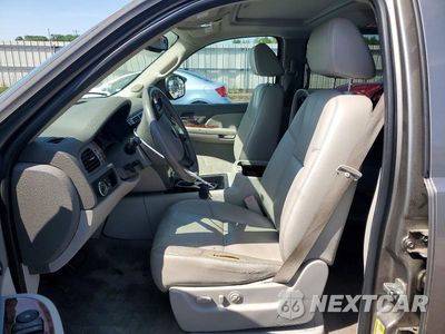 Zdjęcie 7 z 14 samochodu: 2008 CHEVROLET SUBURBAN C1500 LS VIN:3GNFC16048G166681 - miniatura