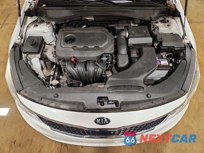 Zdjęcie 11 z 13 samochodu: 2017 KIA OPTIMA LX VIN:5XXGT4L38HG145137 - miniatura