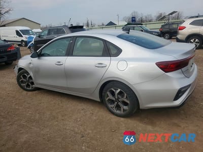 Drugie zdjęcie samochodu z przodu: 2021 KIA FORTE LXS VIN:3KPF24AD8ME333184 - miniatura