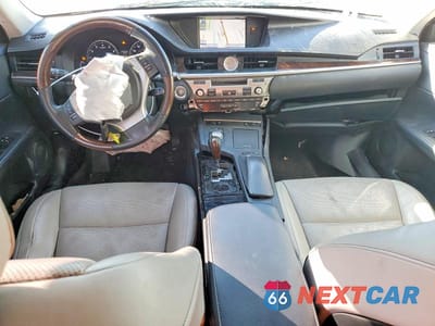 Zdjęcie 8 z 12 samochodu: 2014 LEXUS ES 350 VIN:JTHBK1GGXE2088447 - miniatura