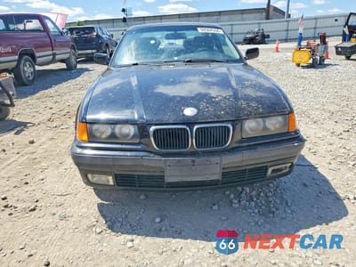 Piąte zdjęcie samochodu w środku: 1998 BMW 323 IS VIN:WBABF7326WEH40760 - miniatura