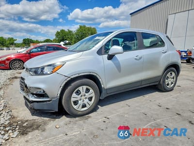 2019 CHEVROLET TRAX LS 3GNCJKSB1KL176850 - główne zdjęcie licytacji z USA - miniatura
