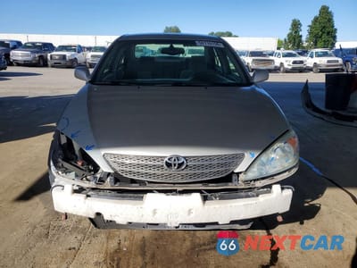 Piąte zdjęcie samochodu w środku: 2003 TOYOTA CAMRY LE VIN:4T1BE32K53U773971 - miniatura