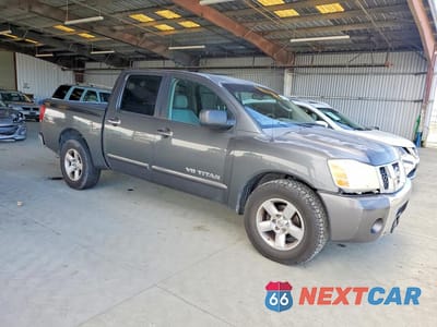 Czwarte zdjęcie samochodu z boku: 2006 NISSAN TITAN XE VIN:1N6AA07A86N555772 - miniatura