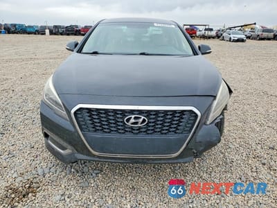 Piąte zdjęcie samochodu w środku: 2017 HYUNDAI SONATA HYBRID LIMITED VIN:KMHE34L35HA067592 - miniatura