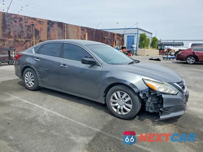 Czwarte zdjęcie samochodu z boku: 2017 NISSAN ALTIMA 2.5 S VIN:1N4AL3AP8HC290271 - miniatura