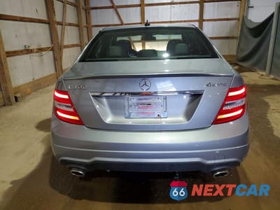 Zdjęcie 6 z 12 samochodu: 2014 MERCEDES-BENZ C 300 4MATIC VIN:WDDGF8AB7EA940962 - miniatura
