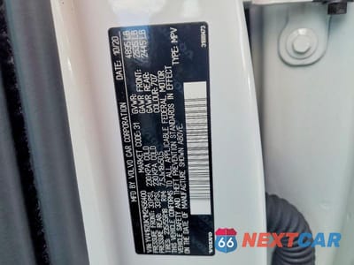 Zdjęcie 13 z 13 samochodu: 2021 VOLVO XC40 T5 MOMENTUM VIN:YV4162UK1M2456400 - miniatura