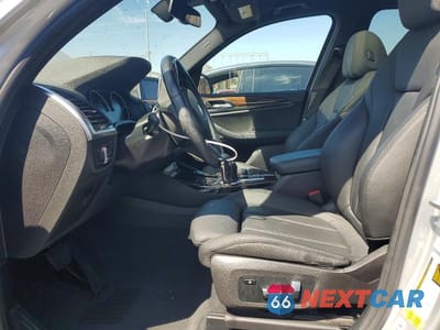 Zdjęcie 7 z 13 samochodu: 2019 BMW X3 SDRIVE30I VIN:5UXTR7C5XKLR44679 - miniatura