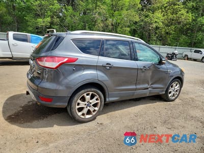 Trzecie zdjęcie samochodu z tyłu: 2015 FORD ESCAPE TITANIUM VIN:1FMCU0J95FUB45546 - miniatura
