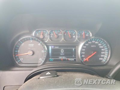Zdjęcie 9 z 12 samochodu: 2015 CHEVROLET SUBURBAN K1500 LT VIN:1GNSKJKC8FR620719 - miniatura