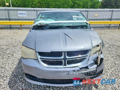 Piąte zdjęcie samochodu w środku: 2014 DODGE GRAND CARAVAN VIN:2C4RDGBG4ER354261 - miniatura