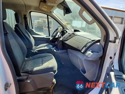 Piąte zdjęcie samochodu w środku: 2018 FORD TRANSIT T350 WAGON PASSENGER VAN VIN:1FBZX2ZM4JKA71054 - miniatura