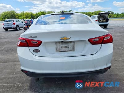 Zdjęcie 6 z 12 samochodu: 2018 CHEVROLET MALIBU LS VIN:1G1ZB5ST5JF104562 - miniatura
