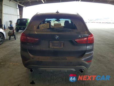 Zdjęcie 6 z 13 samochodu: 2018 BMW X1 XDRIVE28I VIN:WBXHT3C30J5K31053 - miniatura