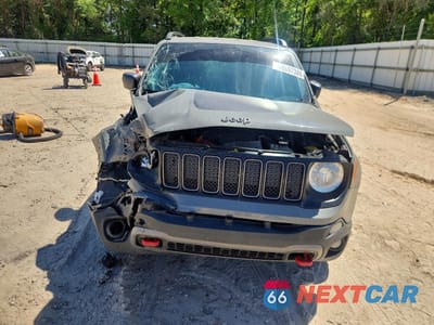 Piąte zdjęcie samochodu w środku: 2020 JEEP RENEGADE TRAILHAWK VIN:ZACNJBC10LPL32356 - miniatura