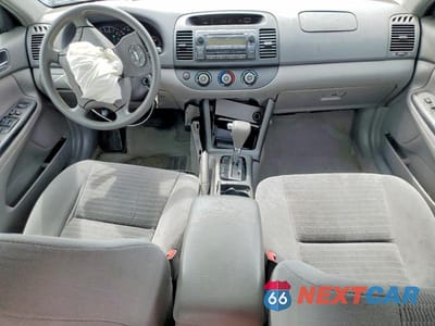Zdjęcie 8 z 13 samochodu: 2005 TOYOTA CAMRY LE VIN:4T1BE30K65U994999 - miniatura