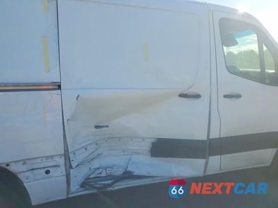 Zdjęcie 10 z 12 samochodu: 2022 MERCEDES BENZ SPRINTER 2500 VIN:W1Y4DBHY4NT104200 - miniatura