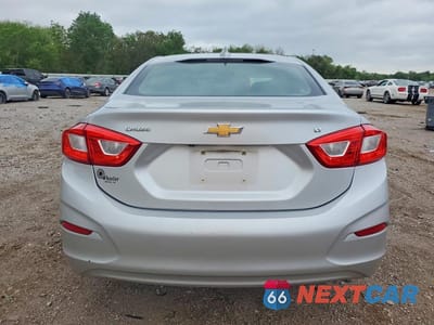 Zdjęcie 6 z 12 samochodu: 2016 CHEVROLET CRUZE LT VIN:1G1BE5SMXG7283217 - miniatura