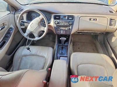 Zdjęcie 8 z 12 samochodu: 1998 HONDA ACCORD EX VIN:1HGCG667XWA265416 - miniatura