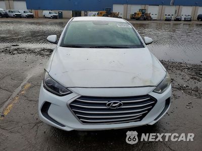 Piąte zdjęcie samochodu w środku: 2017 HYUNDAI ELANTRA SE VIN:5NPD74LF2HH128226 - miniatura