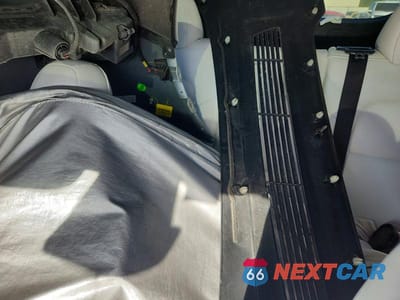 Zdjęcie 10 z 13 samochodu: 2022 TESLA MODEL Y VIN:7SAYGDEEXNF422959 - miniatura