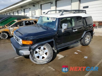 2007 TOYOTA FJ CRUISER BASE JTEBU11F670096325 - główne zdjęcie licytacji z USA - miniatura