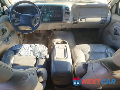 Zdjęcie 8 z 13 samochodu: 1998 GMC YUKON VIN:1GKEK13RXWJ721854 - miniatura