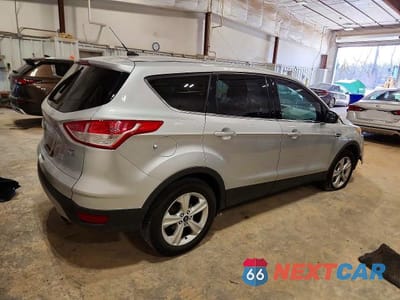 Trzecie zdjęcie samochodu z tyłu: 2014 FORD ESCAPE SE VIN:1FMCU9GX1EUC98532 - miniatura