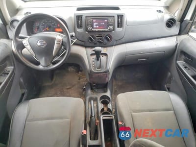 Zdjęcie 8 z 12 samochodu: 2018 NISSAN NV200 DELIVERY VAN VIN:3N6CM0KN8JK700592 - miniatura