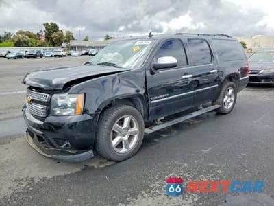 2013 CHEVROLET SUBURBAN C1500 LTZ 1GNSCKE07DR367698 - główne zdjęcie licytacji z USA - miniatura