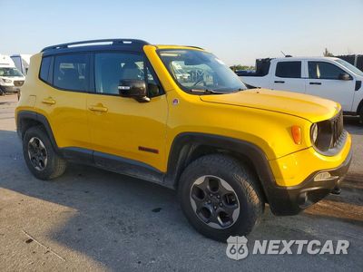 Czwarte zdjęcie samochodu z boku: 2015 JEEP RENEGADE TRAILHAWK VIN:ZACCJBCT0FPC35576 - miniatura