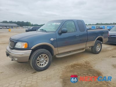 2002 FORD F150 1FTRX18L82KB80262 - główne zdjęcie licytacji z USA - miniatura