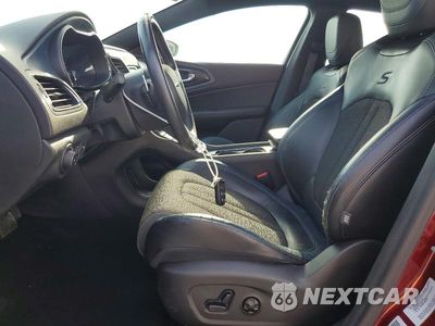 Zdjęcie 7 z 12 samochodu: 2015 CHRYSLER 200 S VIN:1C3CCCBB8FN566492 - miniatura